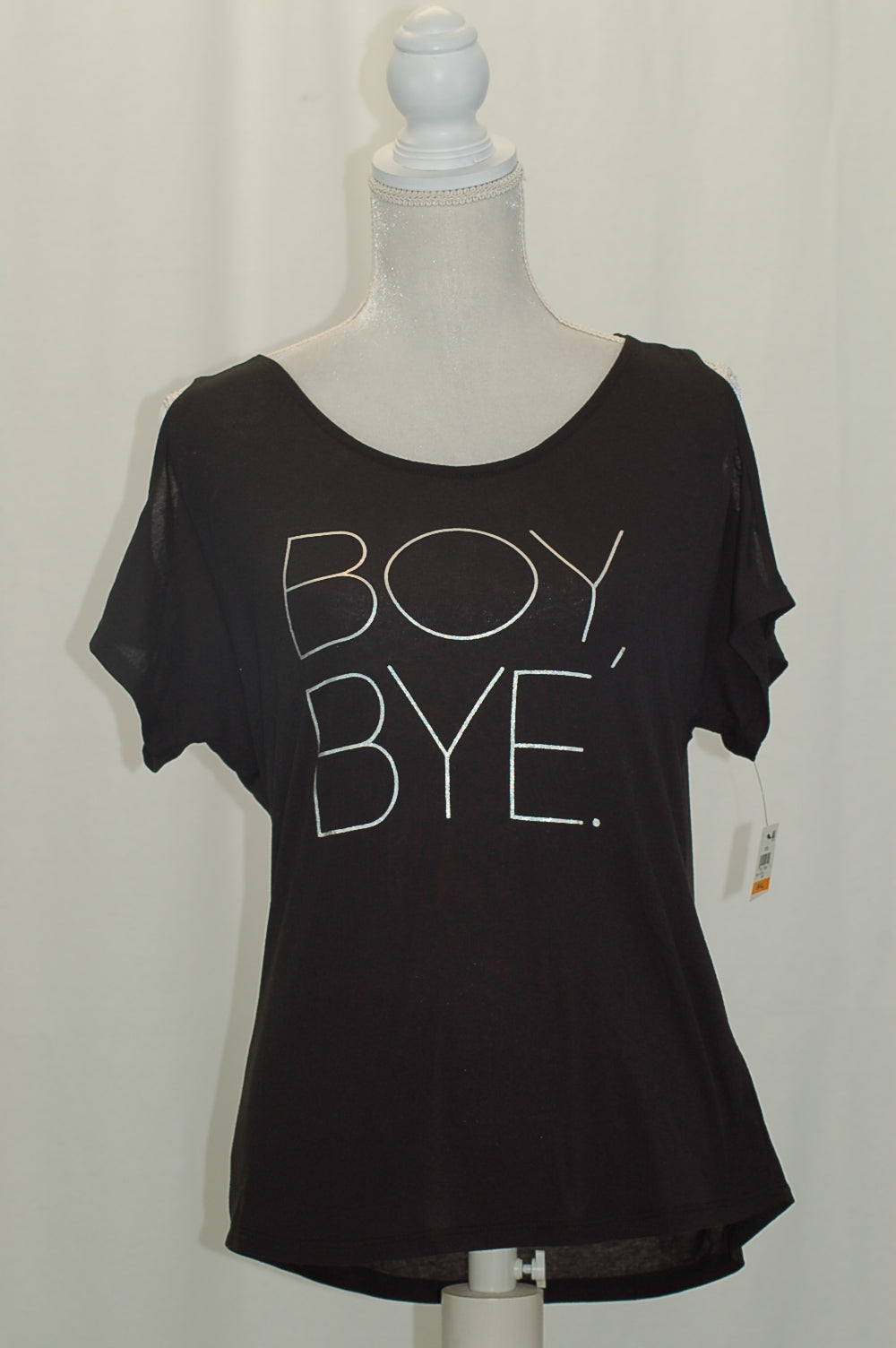 Material Girl Juniors Short-Sleeve Cold-Shoulder Graphic T-Shirt Black XXS