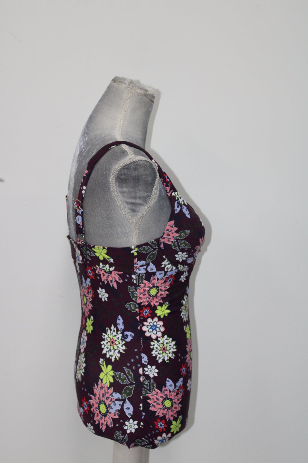 Anne Cole In Full Bloom Underwire Front Twist Shirred Tankini Top, 38B/36C