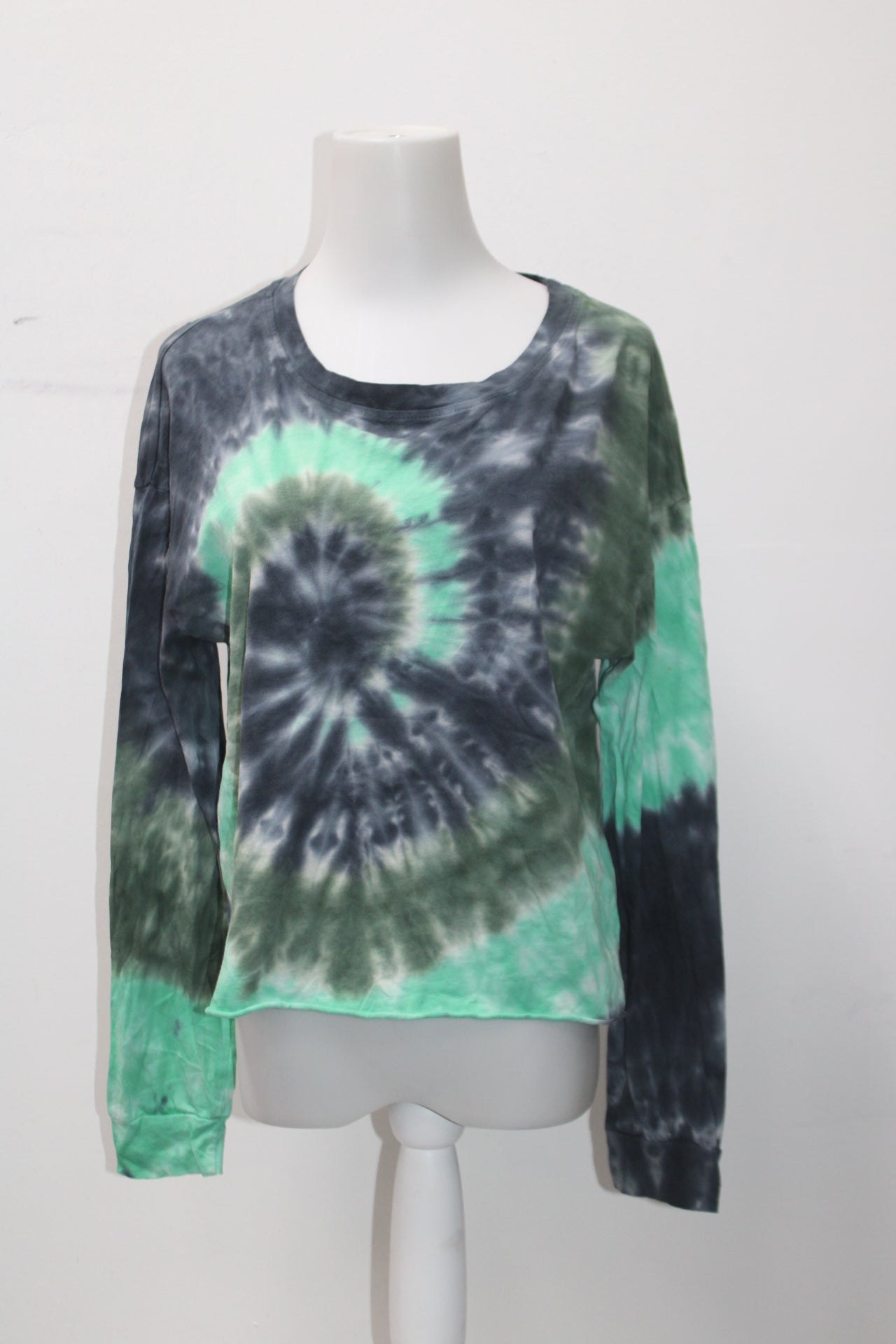 Rebellious Women's Top Green M Pre-Owned