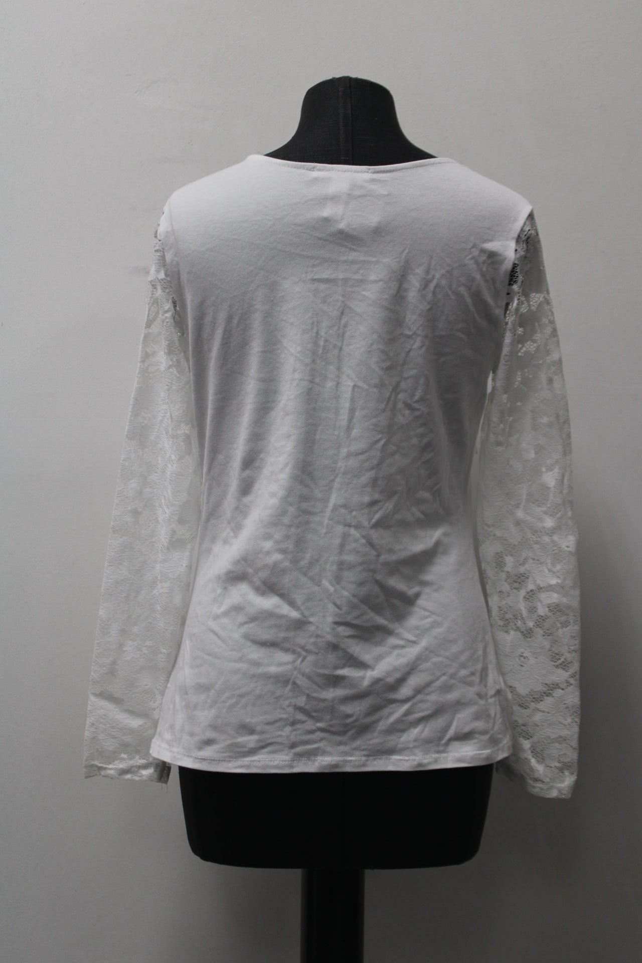 Ambiance Women's Top White L Pre-Owned