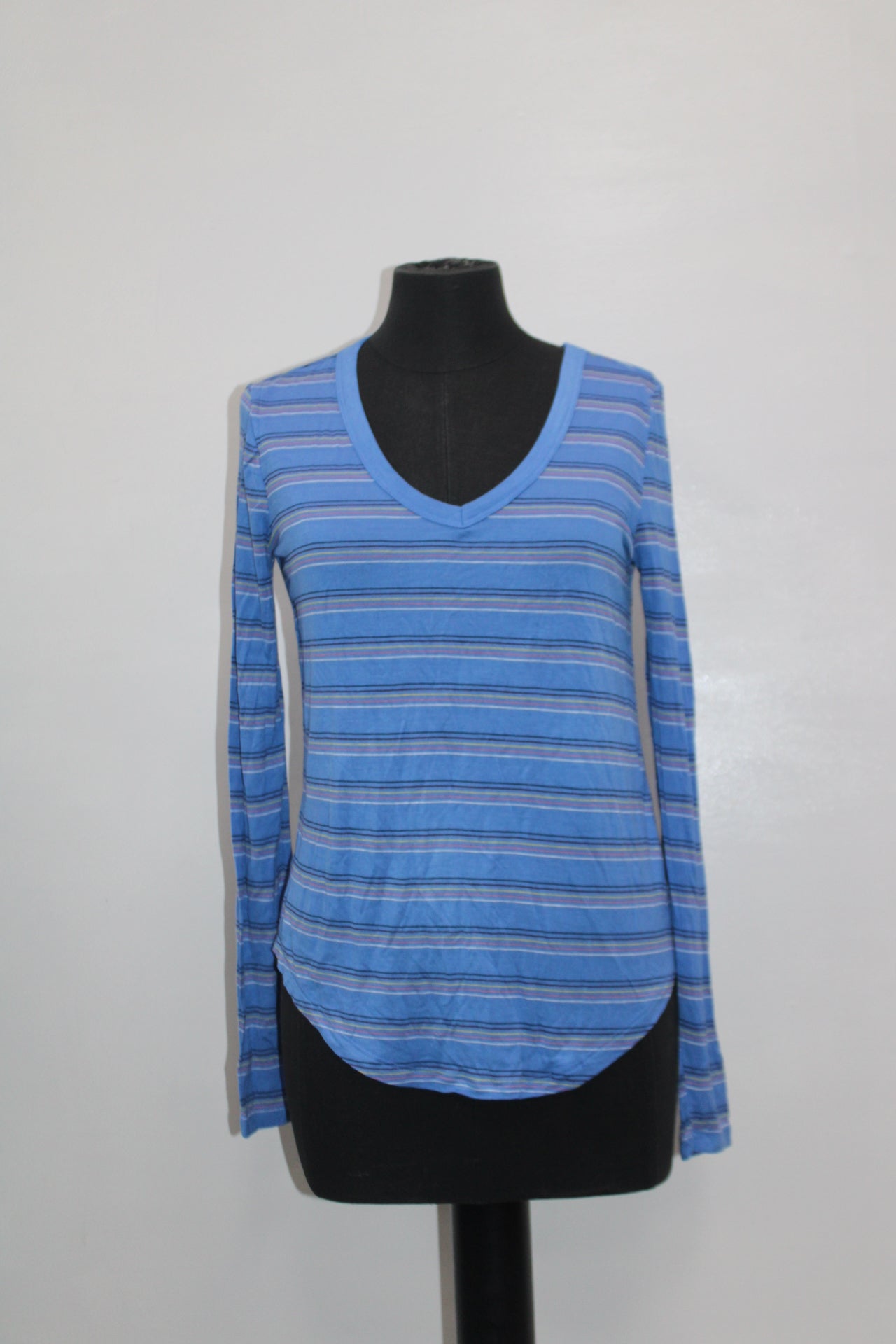 SO Favorite Women Blouse Blue XS Pre-Owned