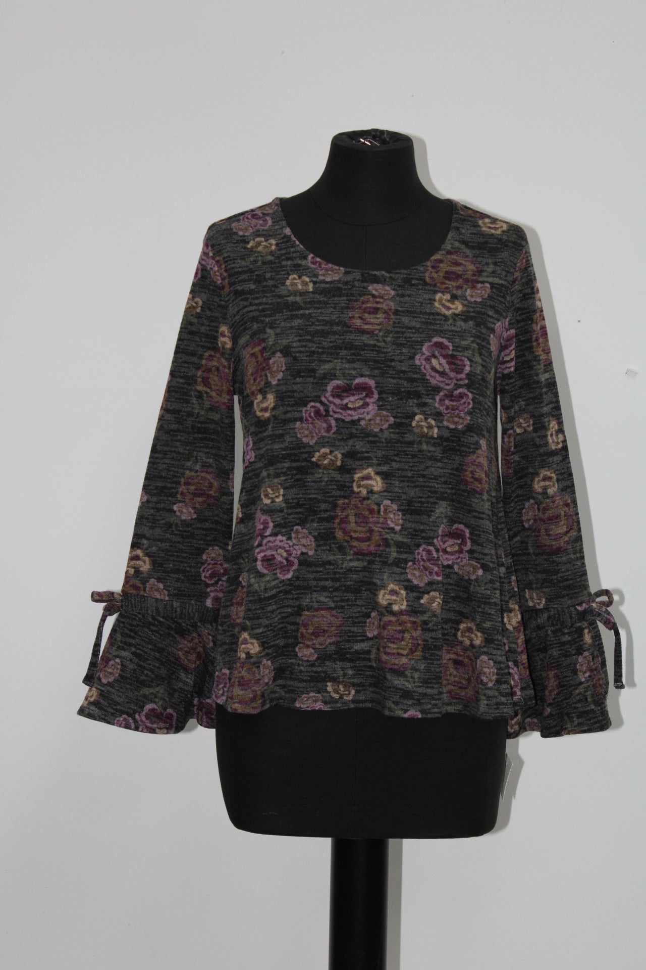 Style & Co Long Sleeve Tie Floral Top Black PL