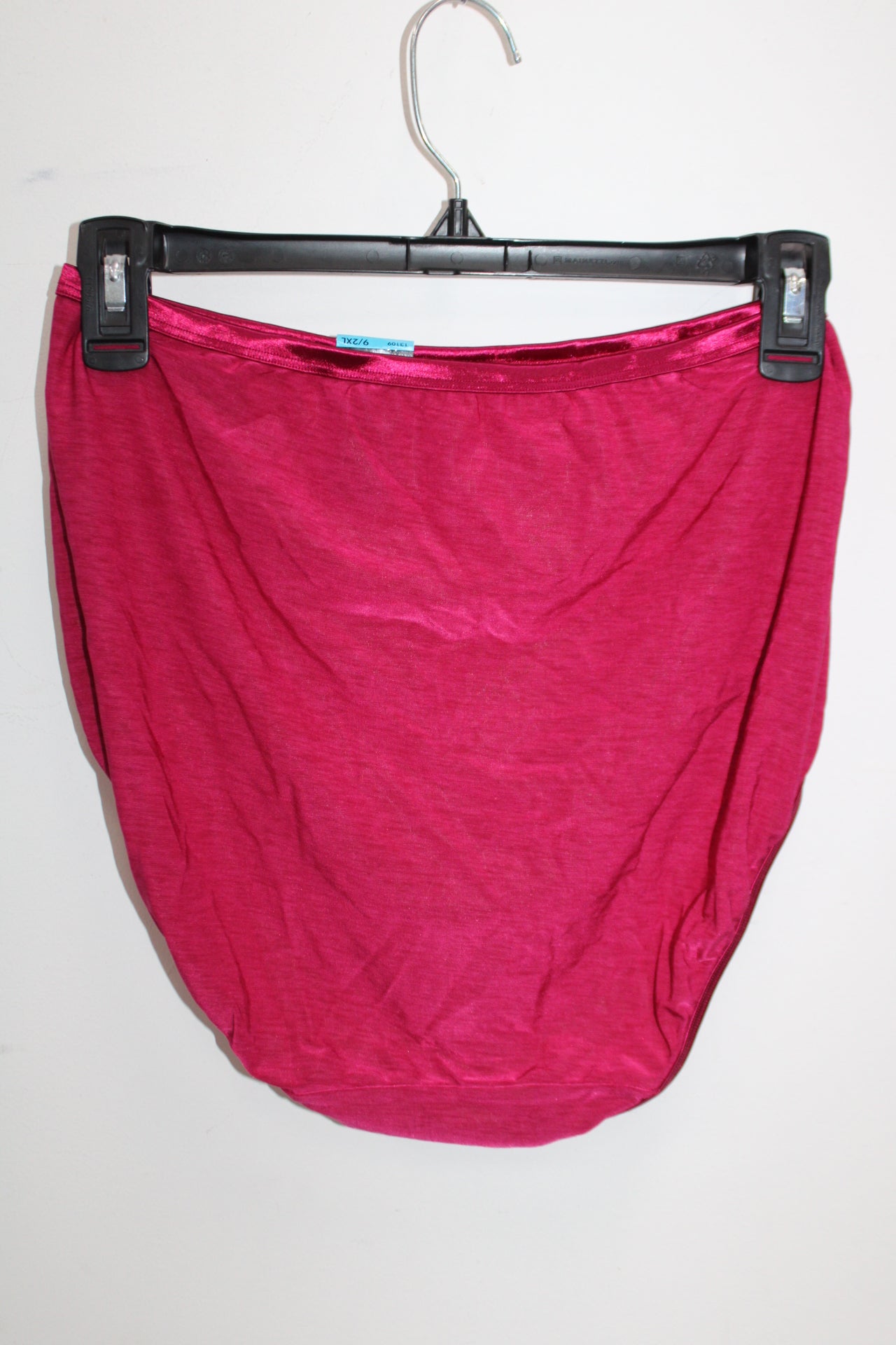 Vanity Fair Women's Illumination Brief Panty 13109, Pomegranate, 2X-Large/9