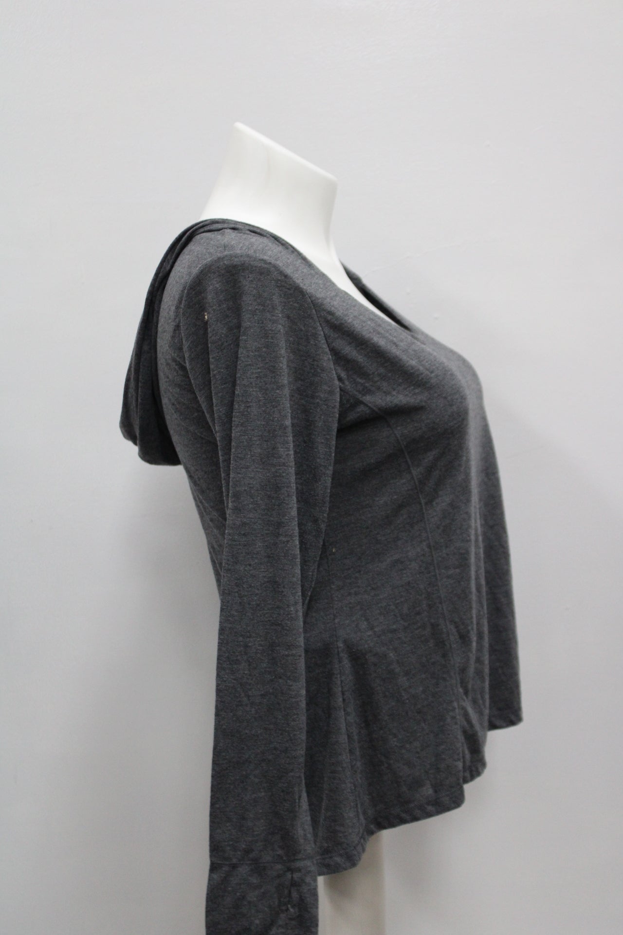 Avia Women Hooded T-Shirt, Gray, XL - Pre-Owned 1029UA3C