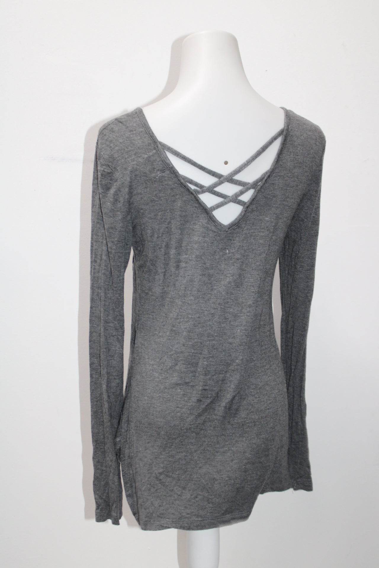 Glitz Women's Top Gray M Pre-Owned