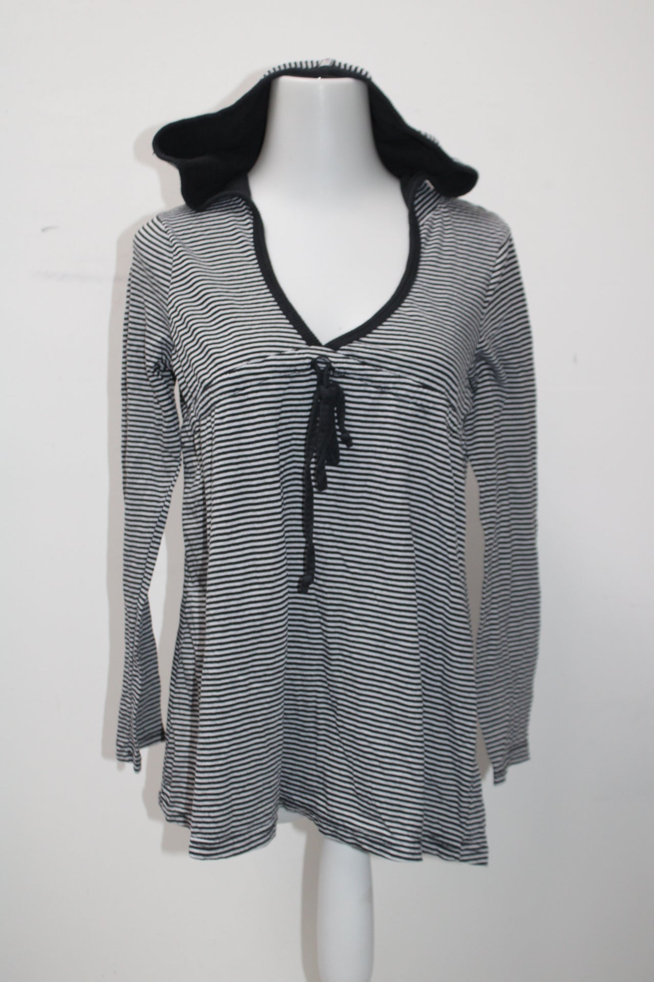 So Nikki Women's Top Black L Pre-Owned