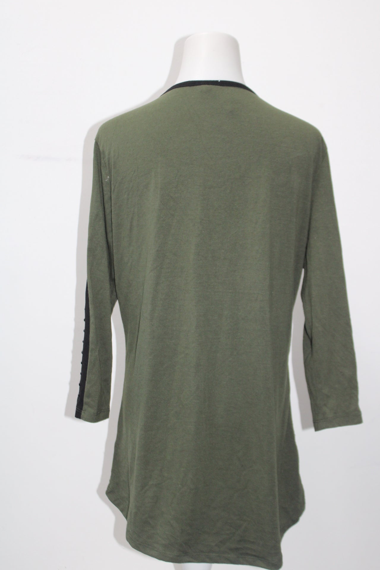 Allie & Rob Women's Top Green M Pre-Owned