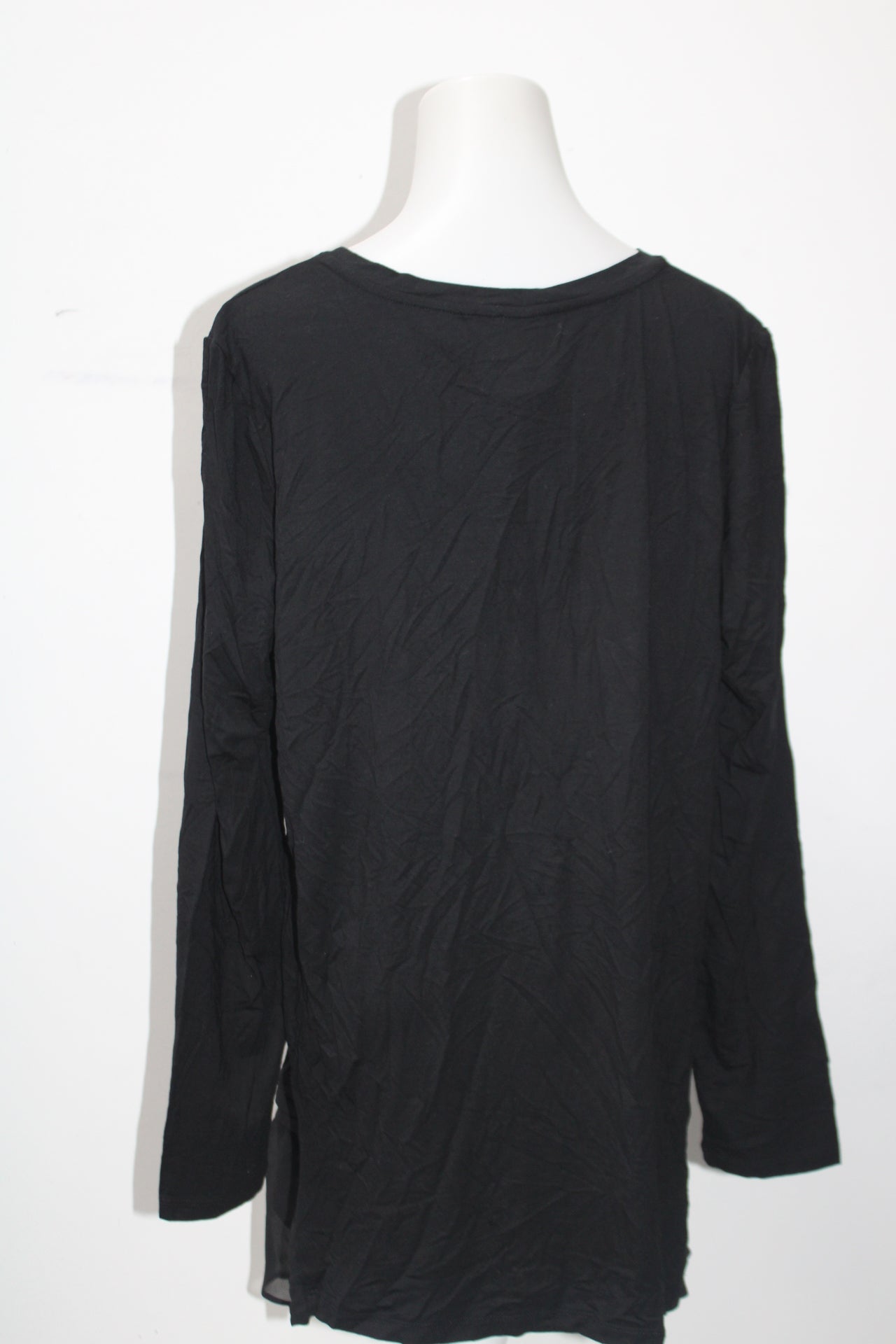 Logo   Women's Top Black L Pre-Owned