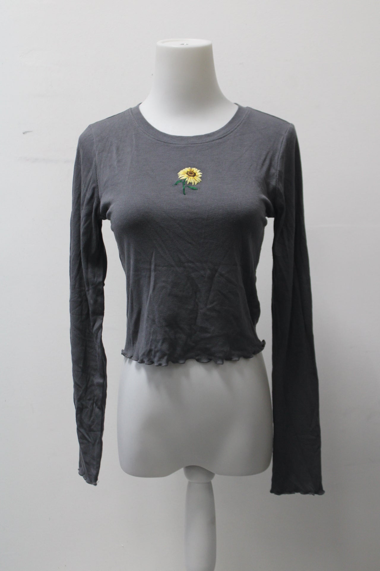 Wild Fable Women's Top Gray M Pre-Owned