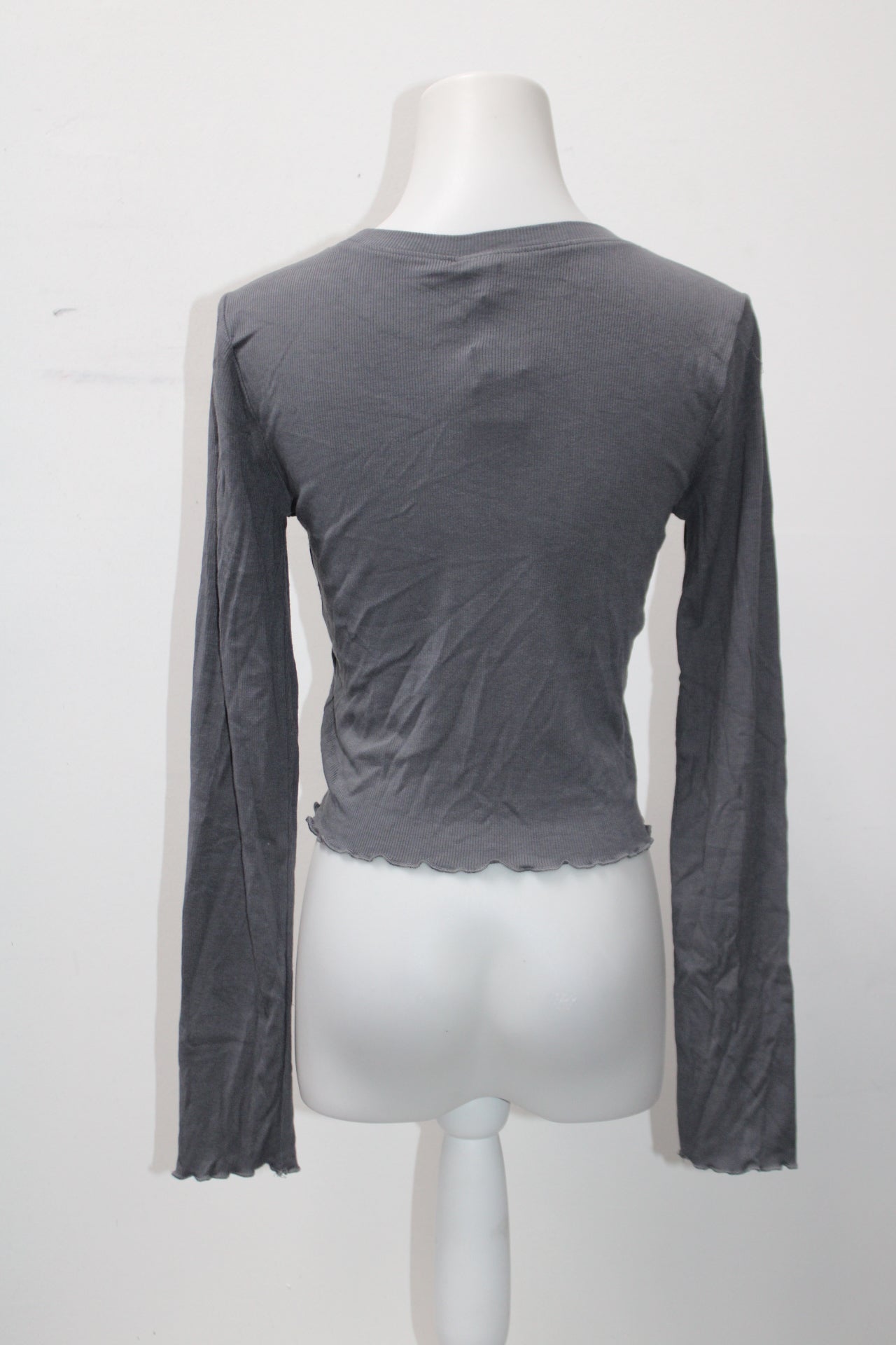 Wild Fable Women's Top Gray M Pre-Owned