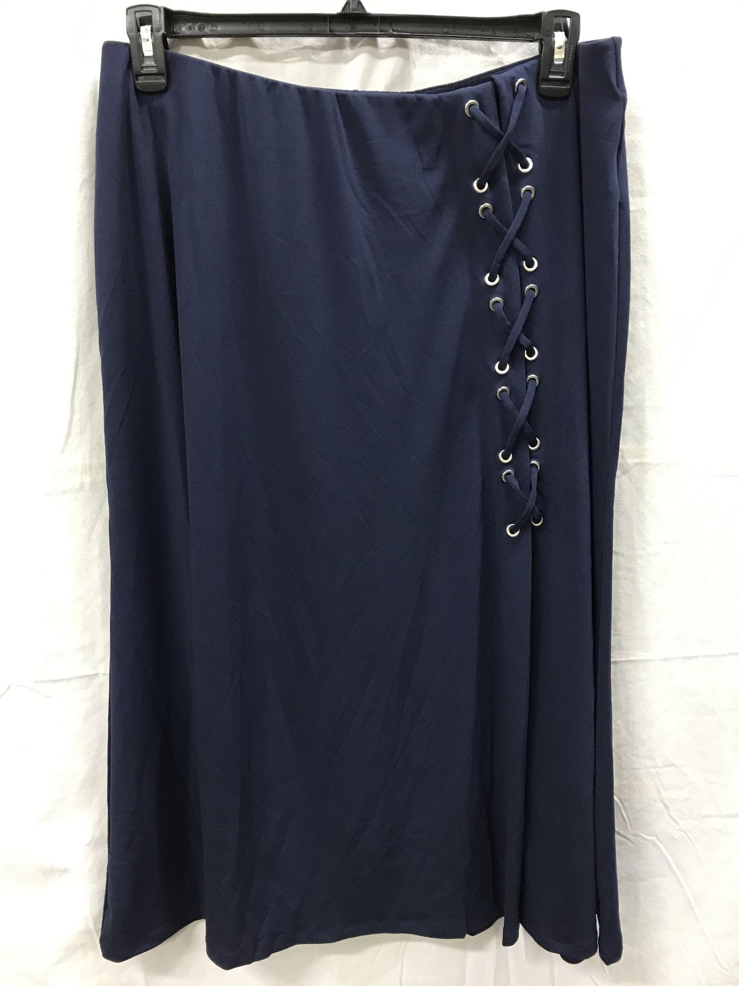 JM COLLECTION Solid Gormmet Lace Skirt Blue 1X